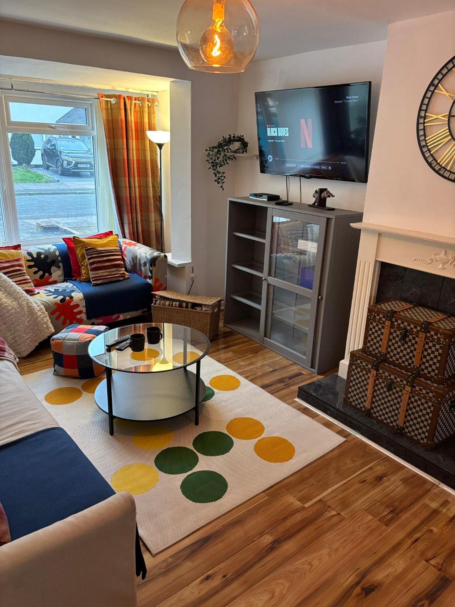 Spacious 3 Bed House Near Airport, Nec, Hs2