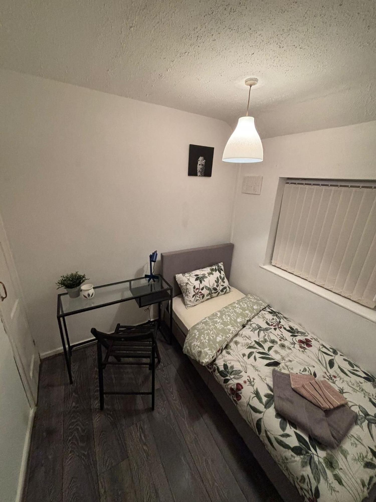 Apartment Spacious 3 Bed House Near Airport, Nec, Hs2 Birmingham